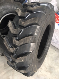 NEW 10.5/80-18 12 Ply BACKHOE Tyre